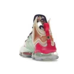 Nike LeBron 19 - Technologie de Refroidissement Actif