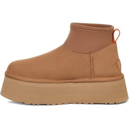UGG Mini Dipper Silhouette Compacte et Élégante