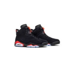 Jordan 6 "Midnight" : Affrontez la Nuit avec Style
